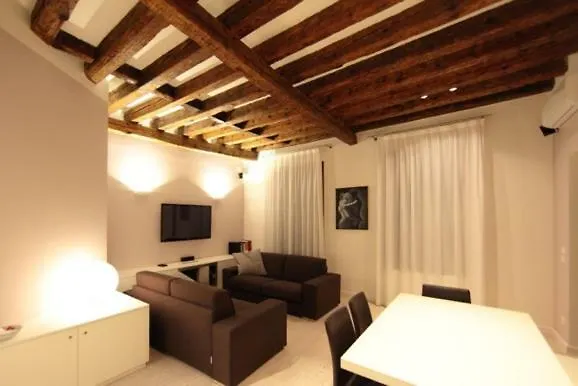 San Marco White Apartment 威尼斯
